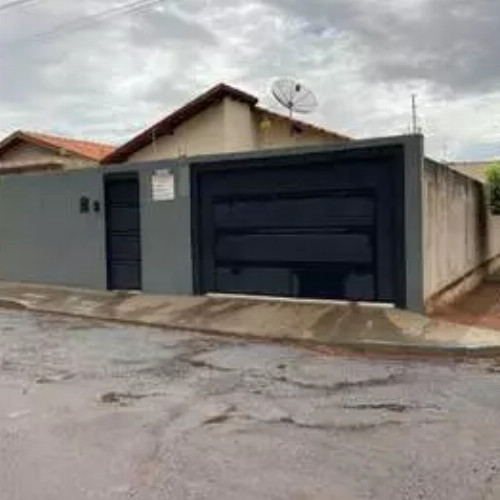 casa-128-alq-298-alq-avenida-campo-grande-460-jardim-brasil-frutal-mg-cep-38204-306_7802