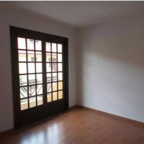 casa-164m2-rua-cristiano-strobel-912-residencia-08-condominio-residencial-diamante-residencial-diamante-xaxim-curitiba-pr-cep-81720-140