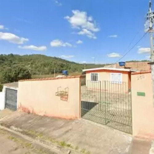 casa-4700m2-1-ha-rua-benjamim-goncalves-leite-76-jardim-sao-carlos-alfenas-mg-cep-37137-208