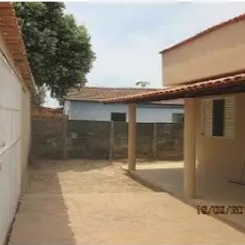 casa-121-ha-16-ha-rua-amazonas-604-centro-itacarambi-mg-cep-39470-000