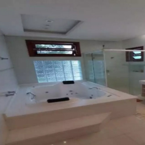 casa-340m2-704m2-rua-chapeco-265-saguacu-joinville-sc-cep-33399-001