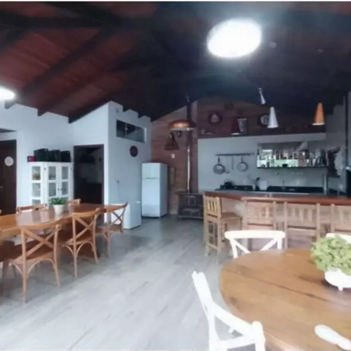 casa-340m2-704m2-rua-chapeco-265-saguacu-joinville-sc-cep-33399-001